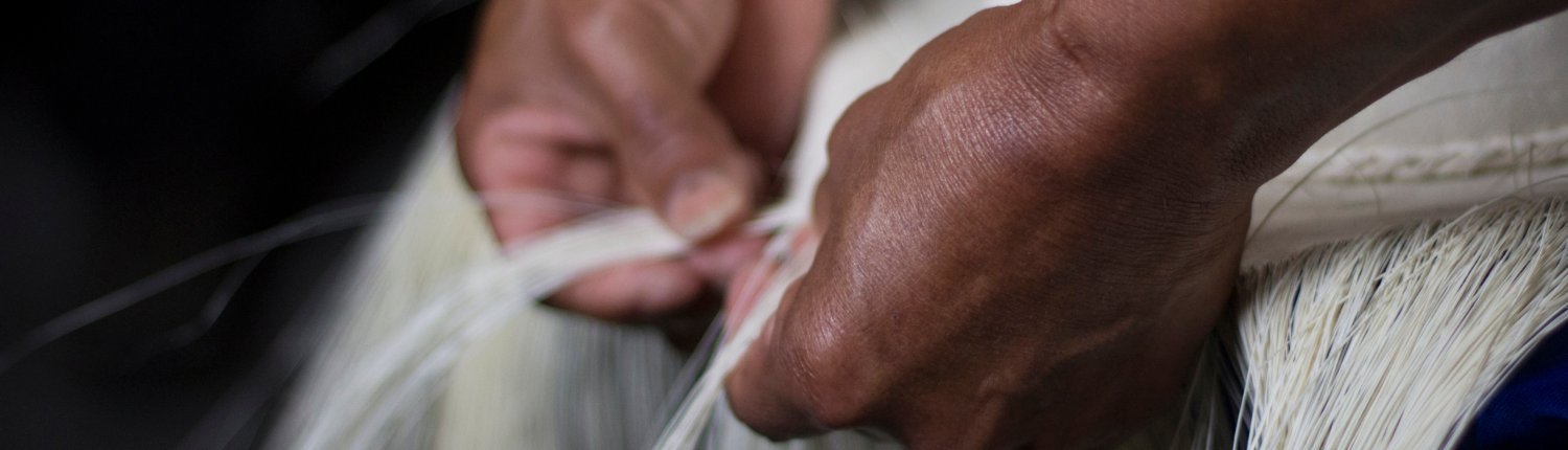 Montecristi Panama hat weaver craftsman Ecuador