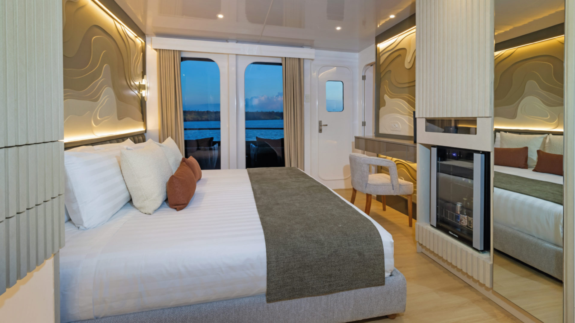 Double Cabin