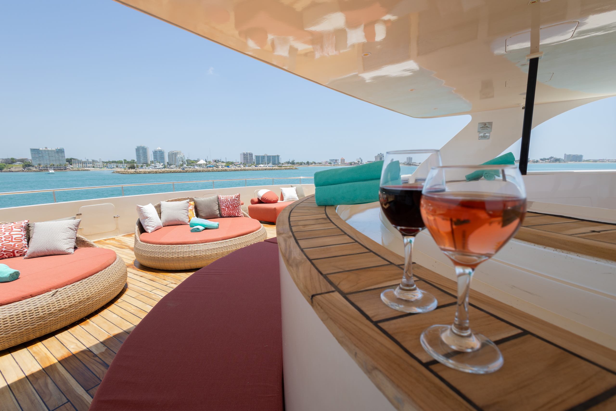 Sundeck Dining