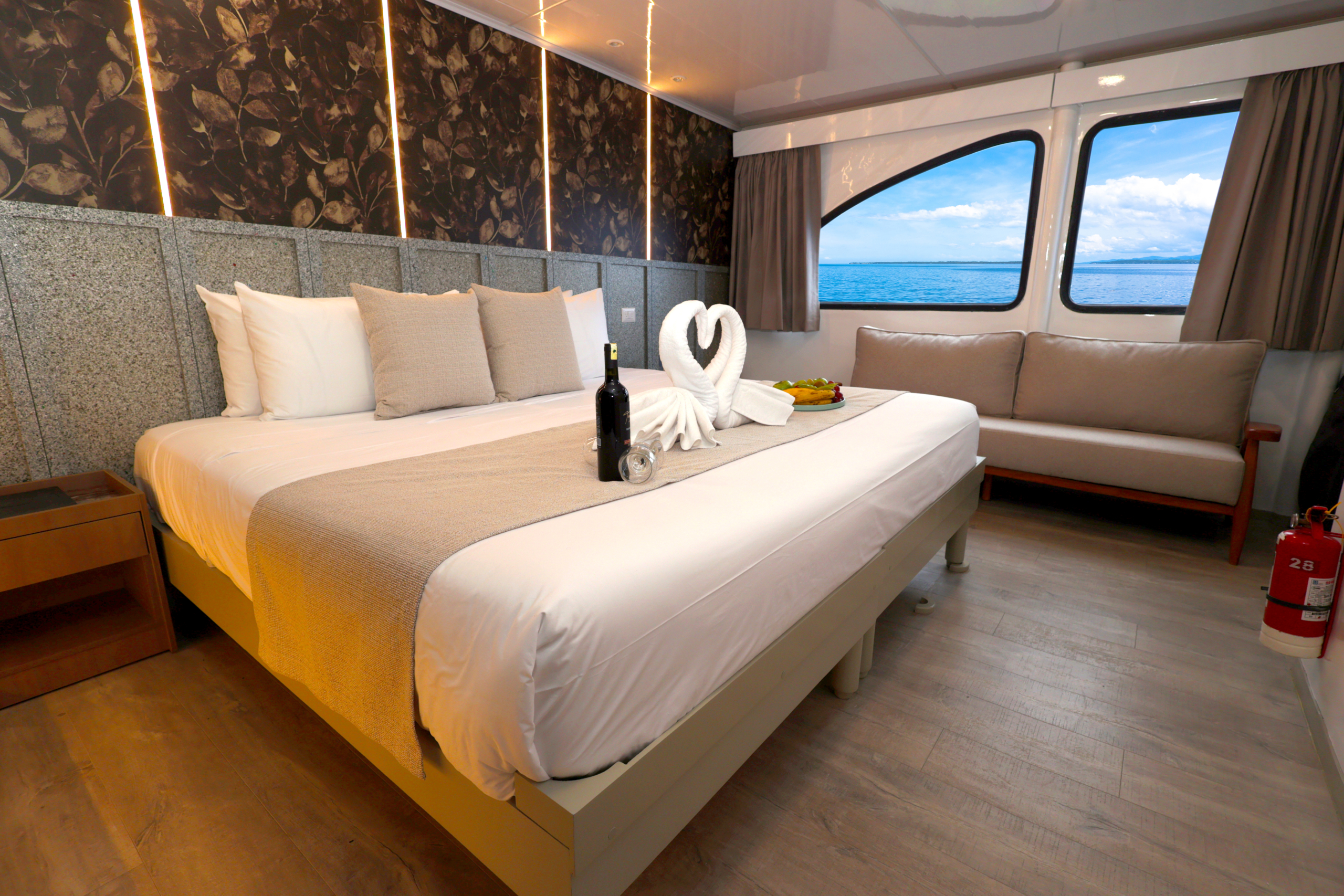 Double Cabin